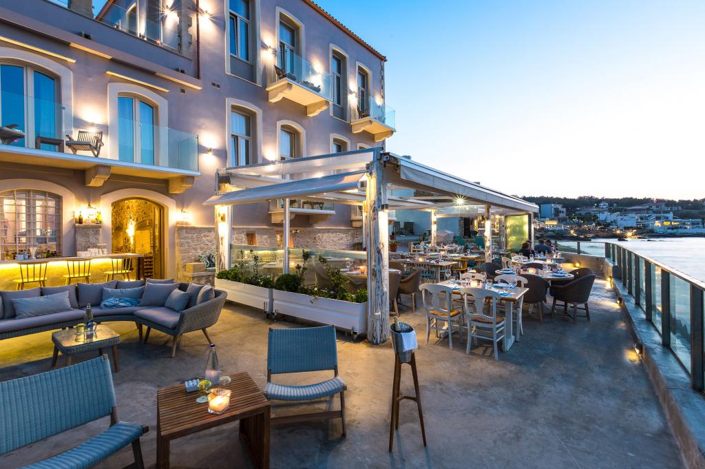 7 Thalasses Restaurant - Premium seafood dining